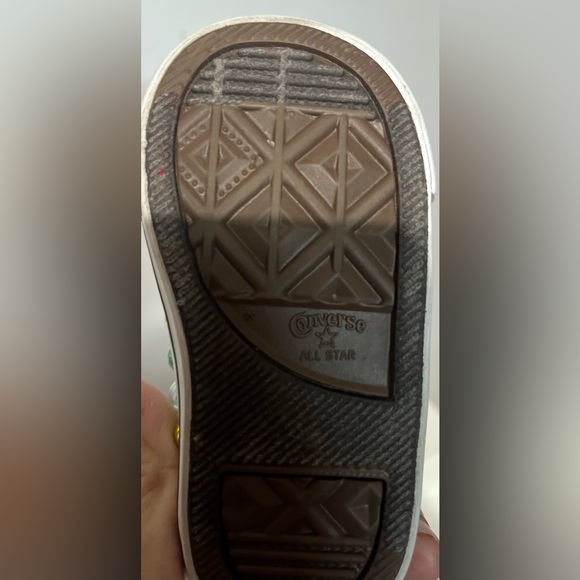 Converse Kids Badazzeled Shoes!!! - Picture 11 of 12